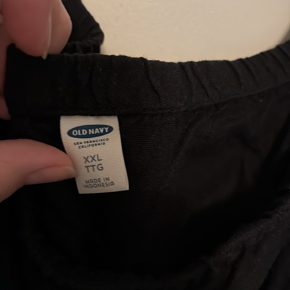 Black dress - Picture 2 of 3